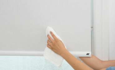 Правила ухода за рулонными шторами: как продлить срок службы изделий